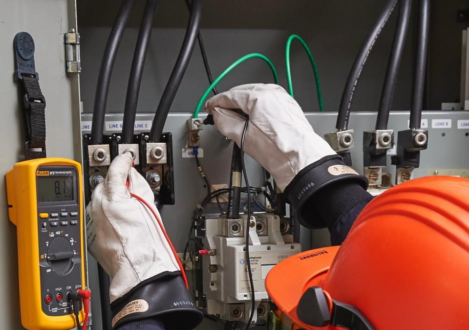 Фото: инструкция по охране труда для электромеханика